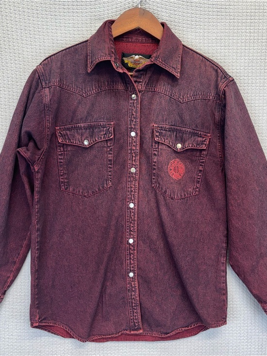 Harley-Davidson Tops - Harley Davidson Women’s Long Sleeve Snap Front Faded Burgandy Denim Shirt Med